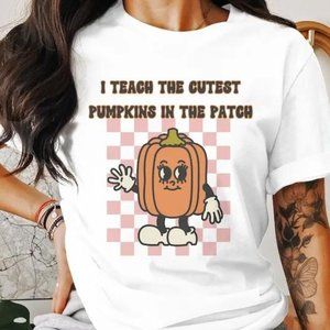 H0727 Halloween Teacher Spooky Trick Or Teach Fall School Ghost Pumpkin shirt